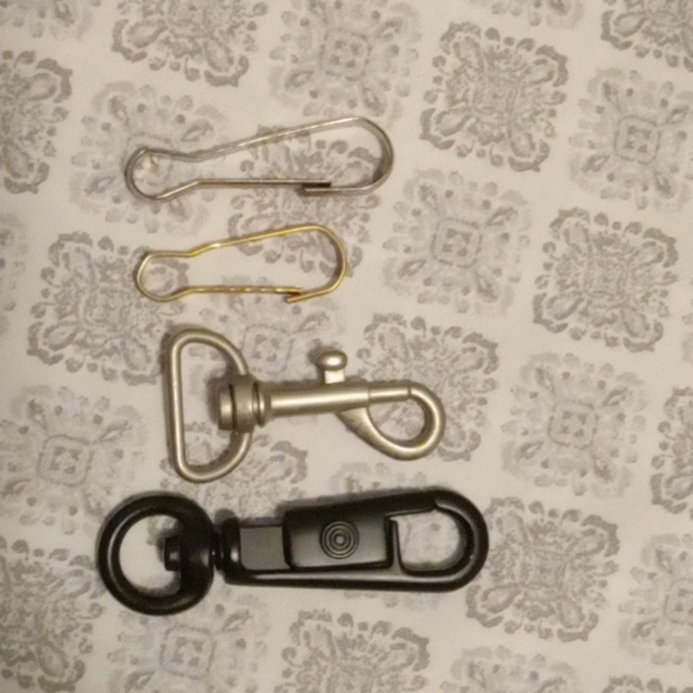 Wenger Clasps - Picture 3 of 6